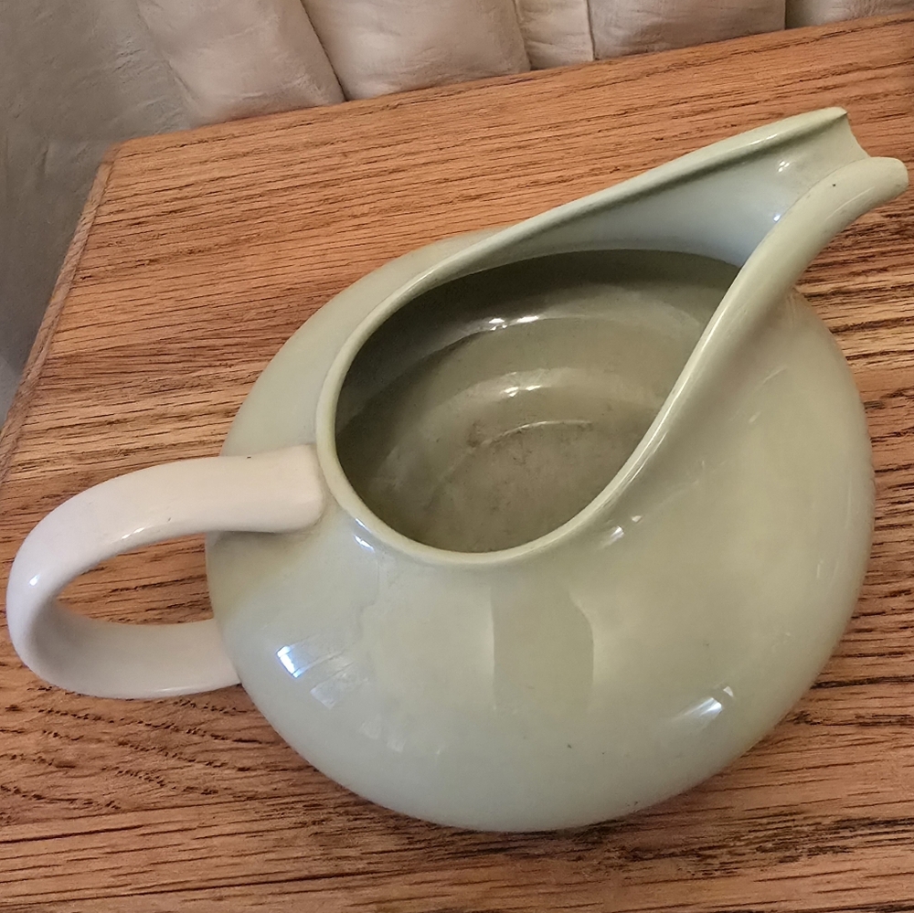 Vintage Art Deco Creamer